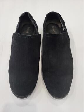 Toms Black Shoes - Size 7.5 Women
